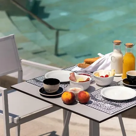 Nama Retreat Пастида