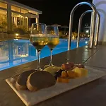 Nama Retreat Hotel Pastida