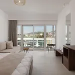 Hotel Nama Retreat Pastida