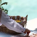 Nama Retreat Pastida