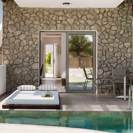 Nama Retreat Hotel