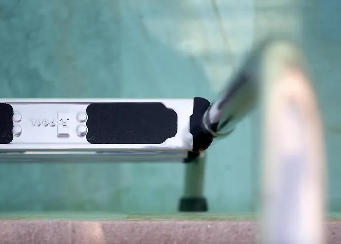 فندق Nama Retreat