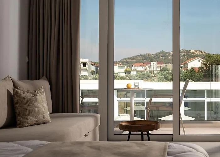 فندق Nama Retreat 5*