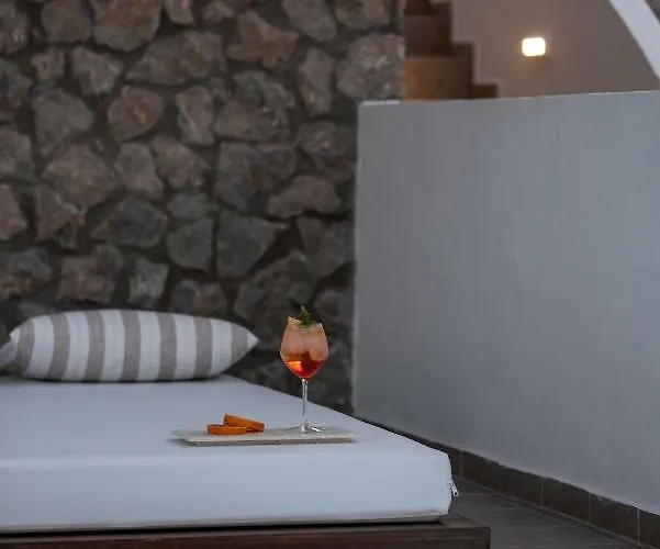 Otel Nama Retreat Pastida